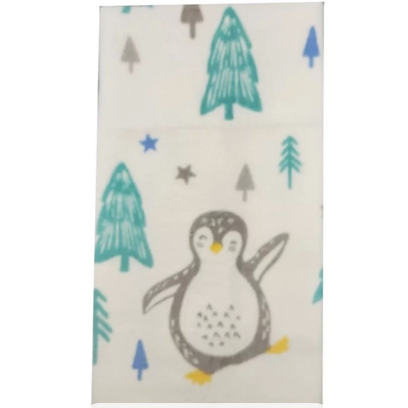 NWT Marmalade Holiday Penguin 2 Piece Hand Towel & Bath Towel Set in Blue Snow - Picture 6 of 6